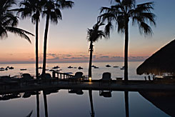 Hotel Playa del Sol - Pool