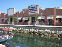 Marina Mercado - Arts and Crafts Market - Shopping