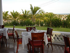 Pearl Seafood and Steaks Restaurant - Mexico