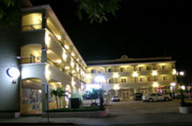 Plaza los Arcos