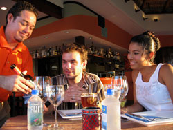 VOS Wine, Tapas and Lounge - Los Cabos