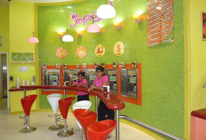 YogurLicious Frozen Yogurt - Cabo San Lucas