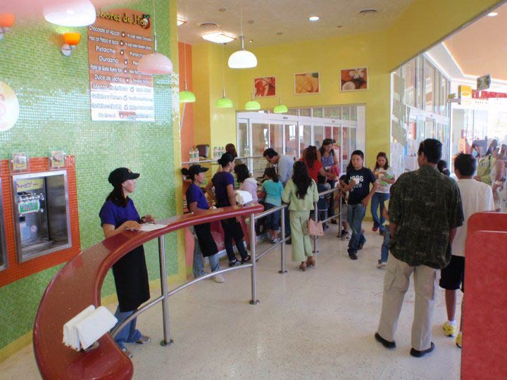 YogurLicious Frozen Yogurt - Cabo San Lucas